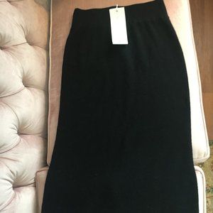 NWT Pure Cashmere Black Midi Skirt with Back Vent Sz M/L